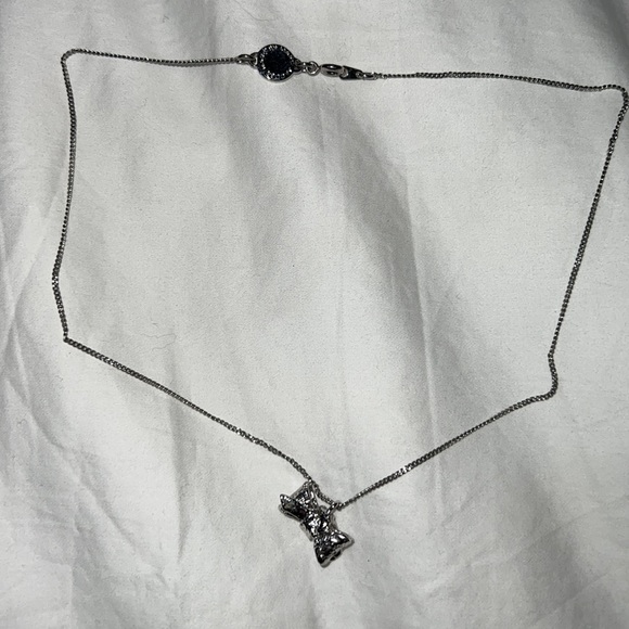 March Jacobs bow necklace silver - Picture 2 of 4